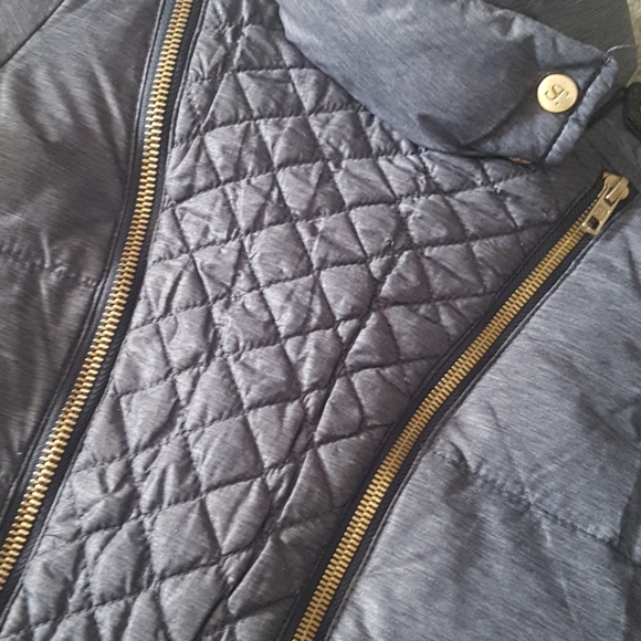 Coat - Picture 3 of 5